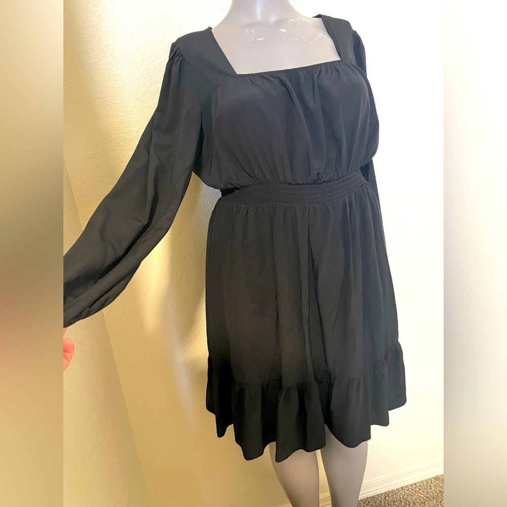 Black dress with square neck line size 3xl